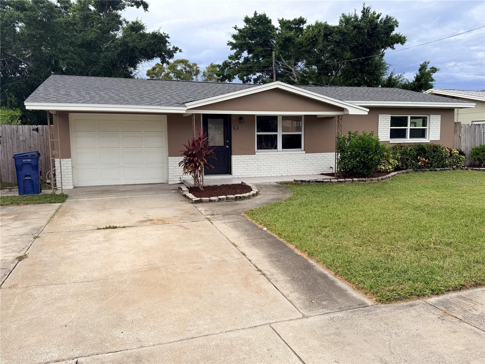 Image 2 of 24 For 8514 108th Street