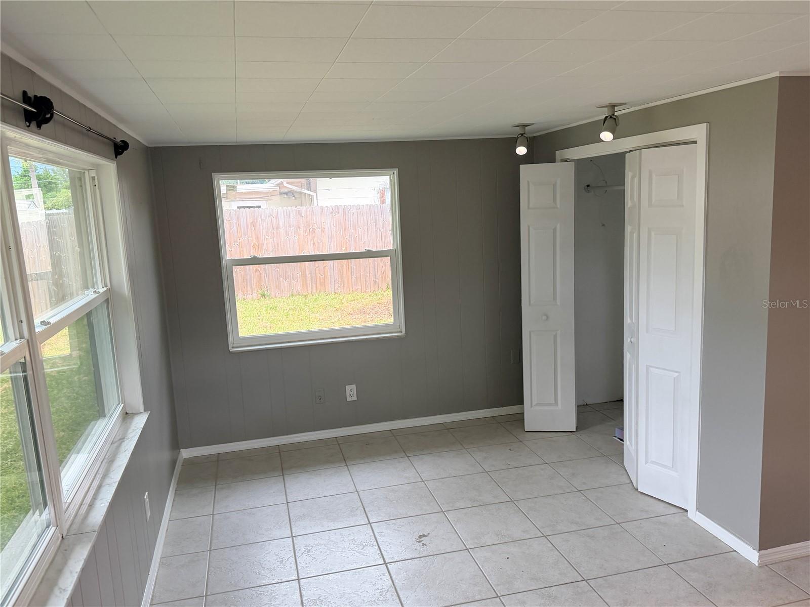 Image 21 of 24 For 8514 108th Street