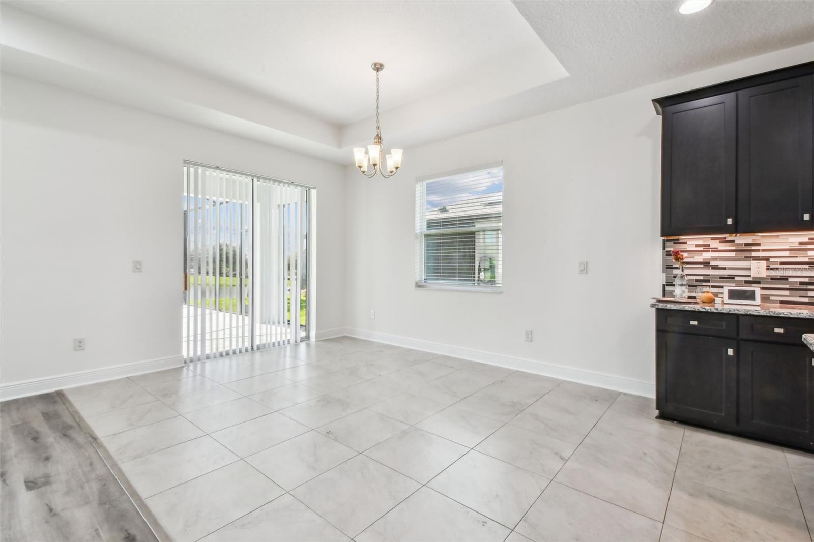 Image 17 of 58 For 11009 Rosso Della Street