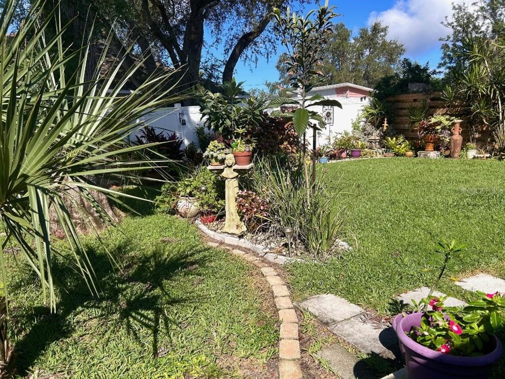 Image 25 of 29 For 1031 Anclote Drive