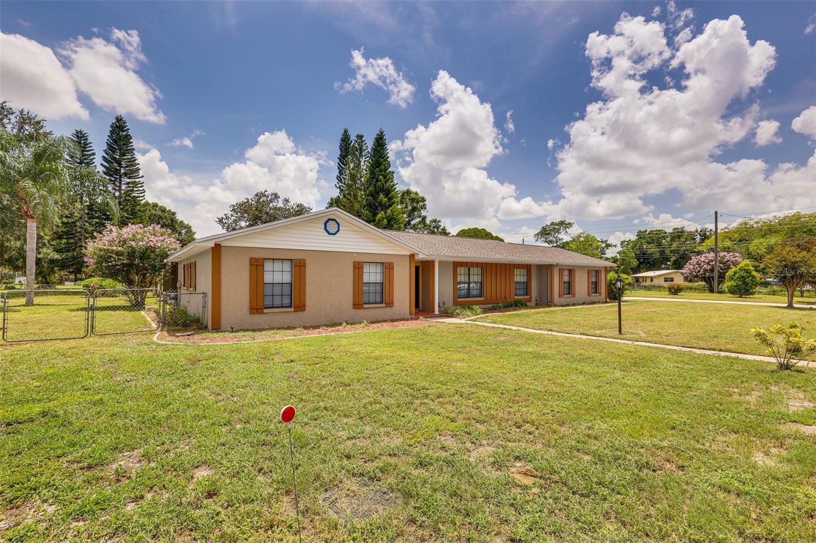 Details for 920 Lakeview Drive, WIMAUMA, FL 33598