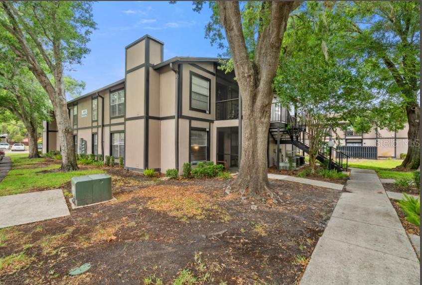 Image 14 of 15 For 4004 Dream Oak Place 102