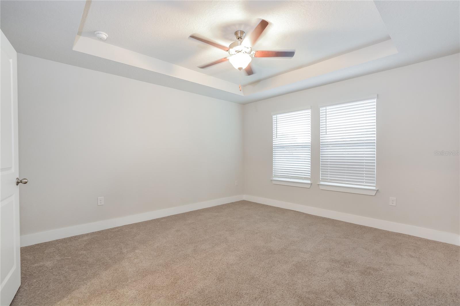 Image 8 of 17 For 804 Voorhis Avenue