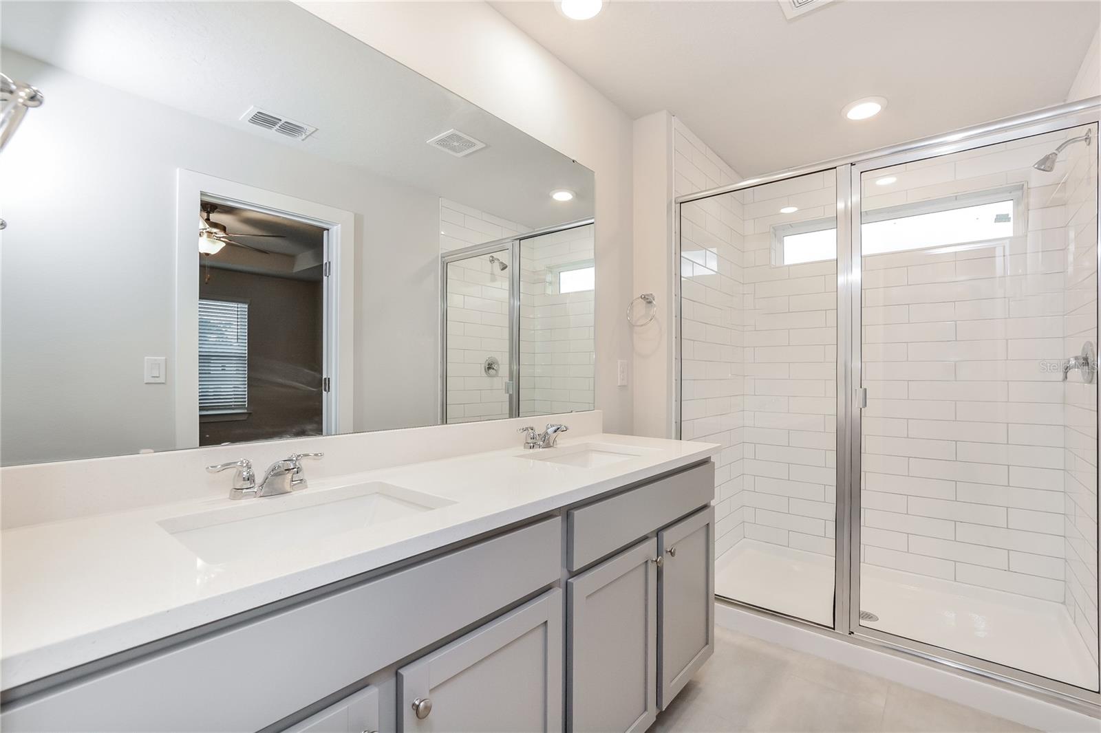 Image 9 of 17 For 804 Voorhis Avenue