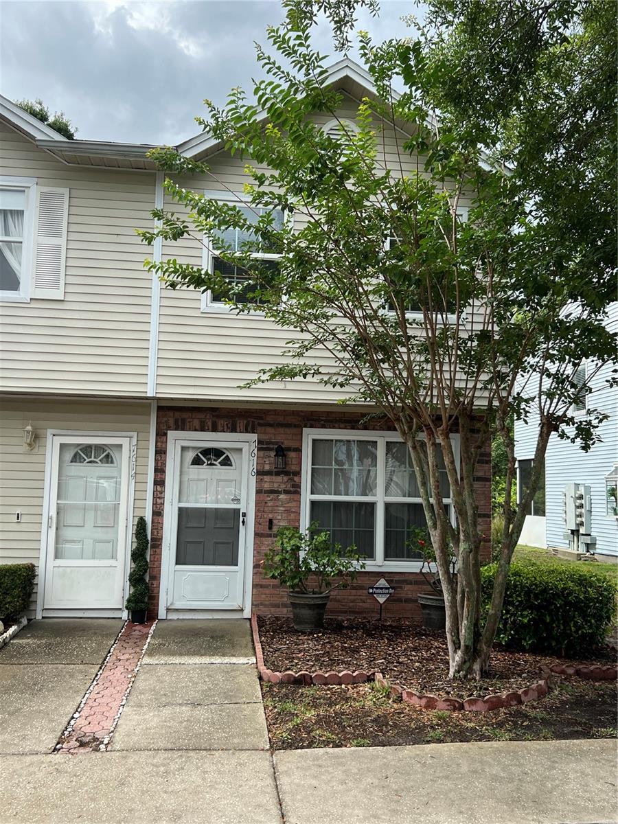 Details for 7616 Colonial Court, TAMPA, FL 33615