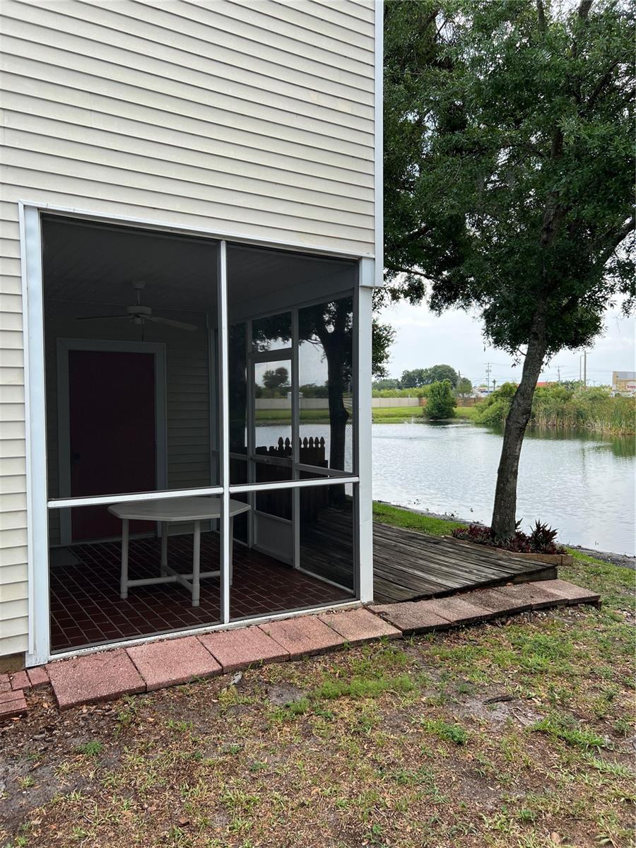 Image 31 of 34 For 7616 Colonial Court