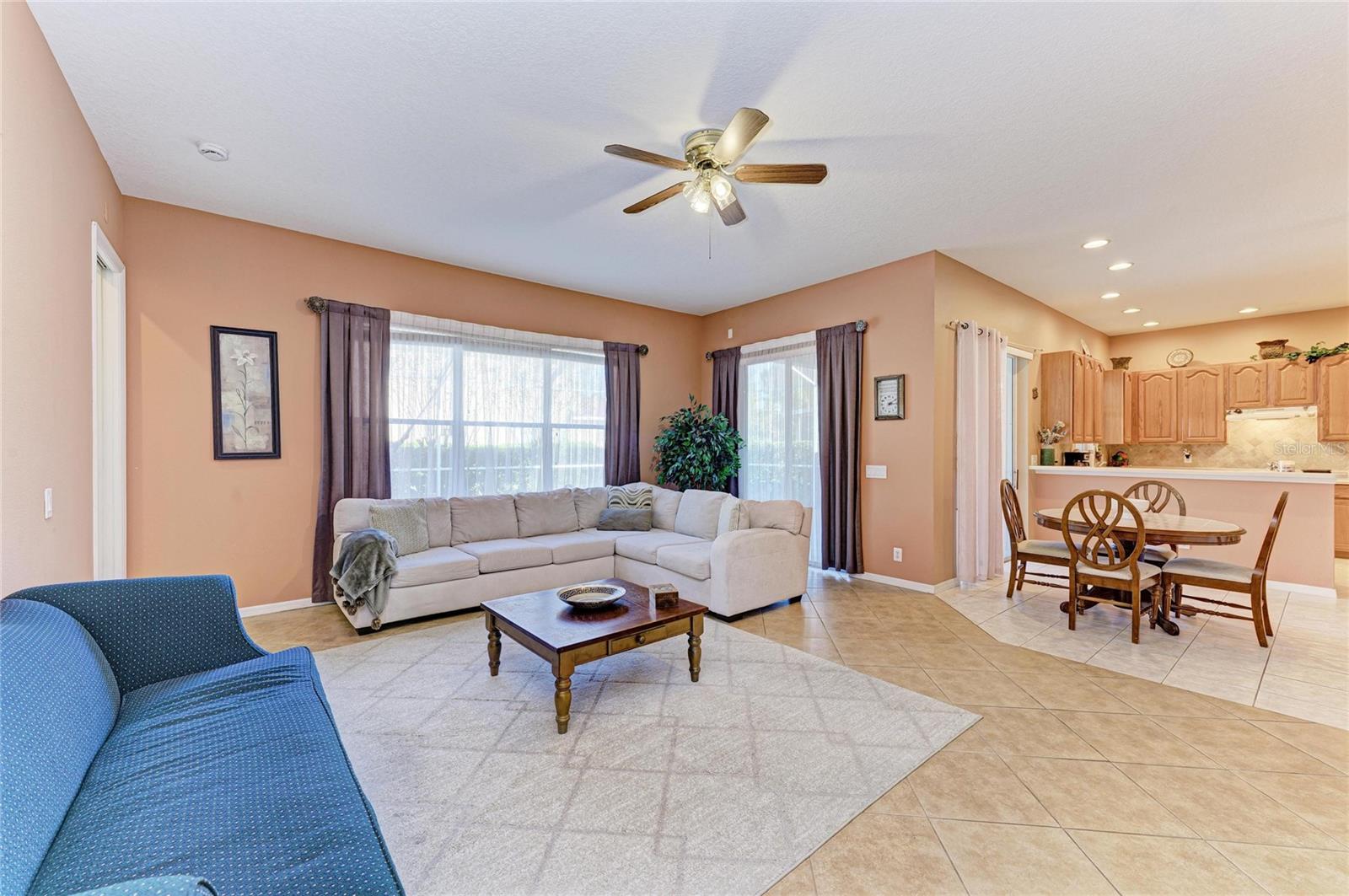 Listing photo id 11 for 17823 Arbor Creek Drive