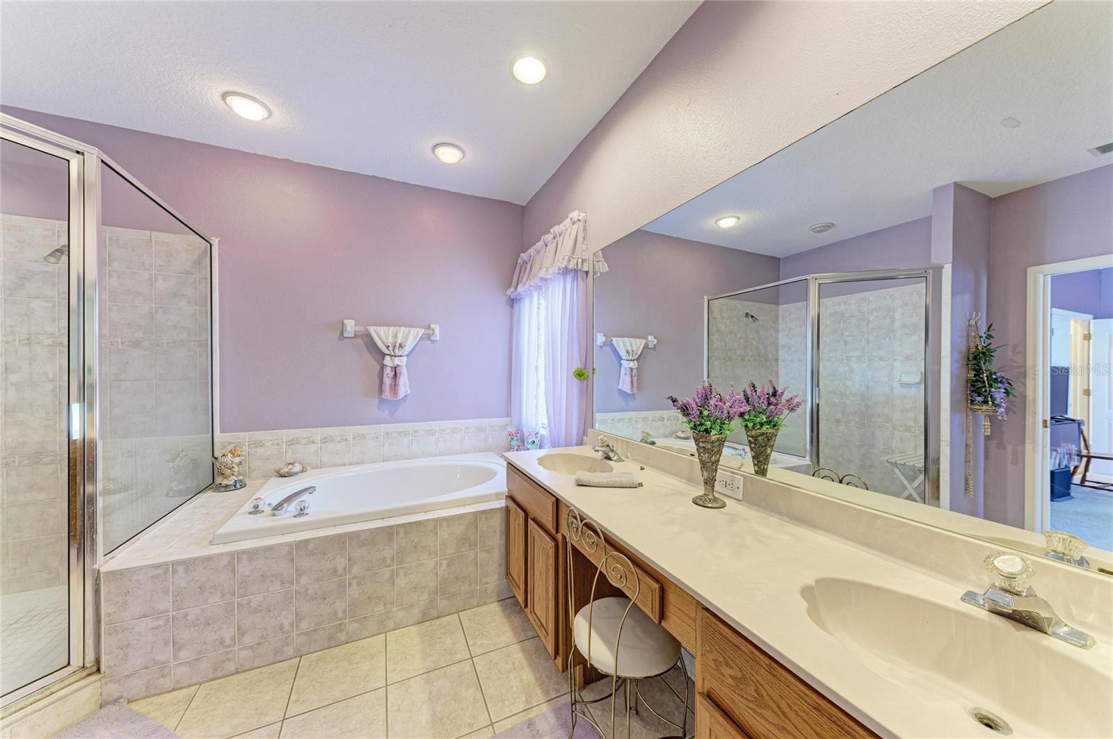 Listing photo id 32 for 17823 Arbor Creek Drive