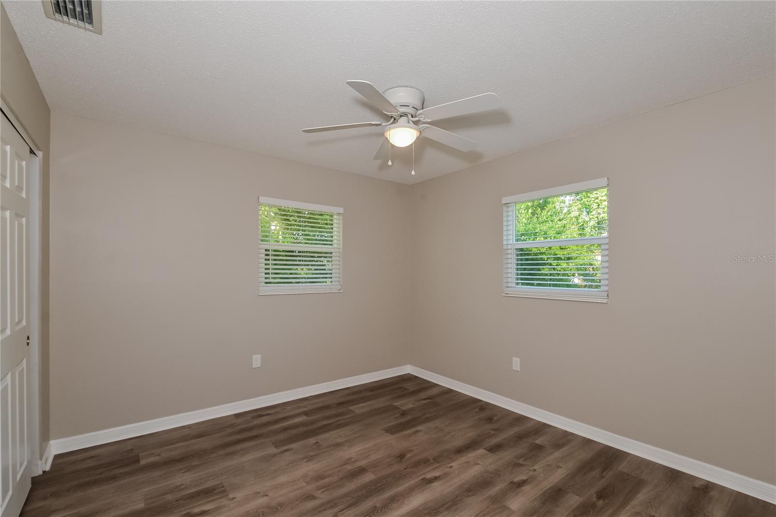 Image 10 of 16 For 1222 24th Avenue W