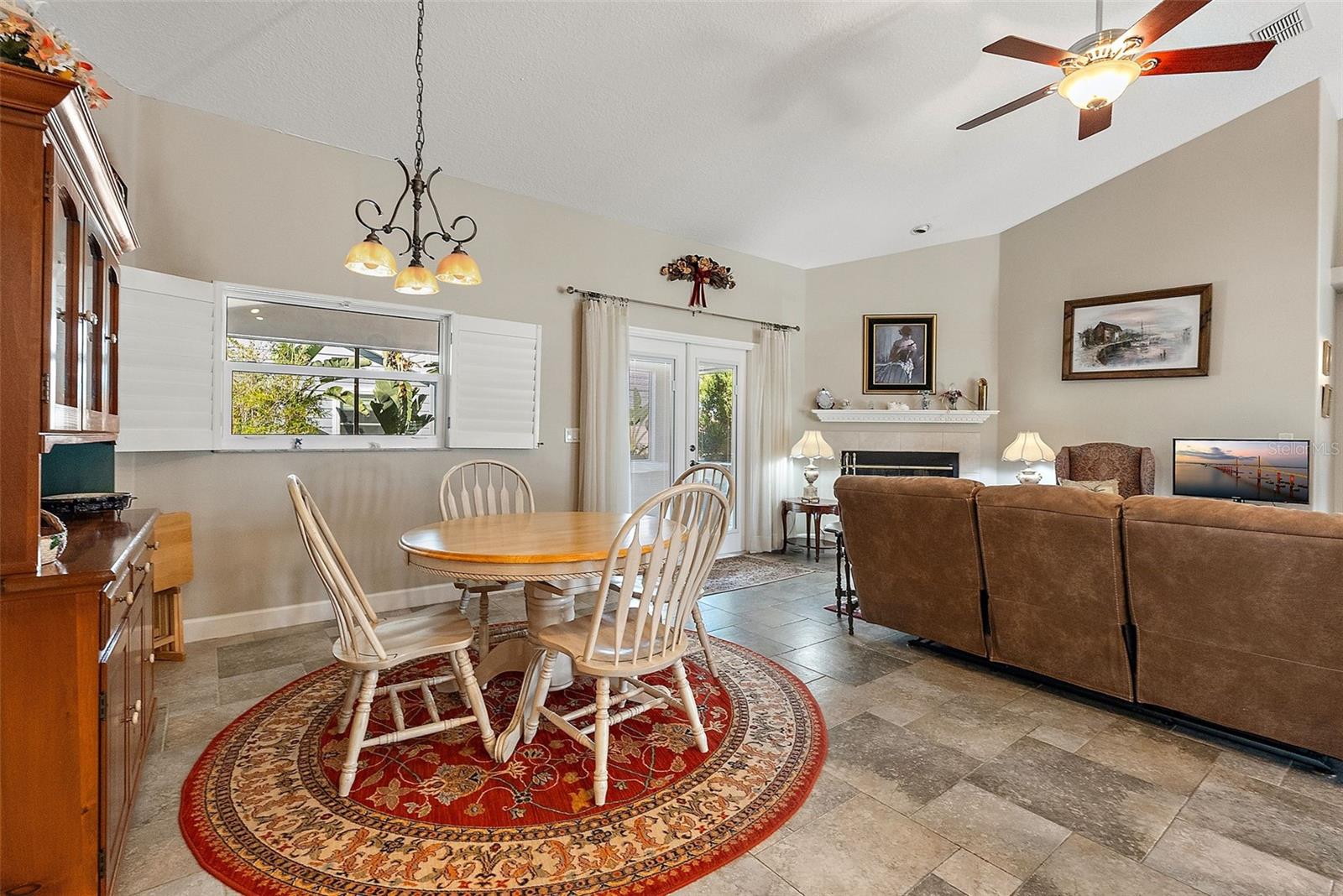 Image 14 of 37 For 605 4th Street W