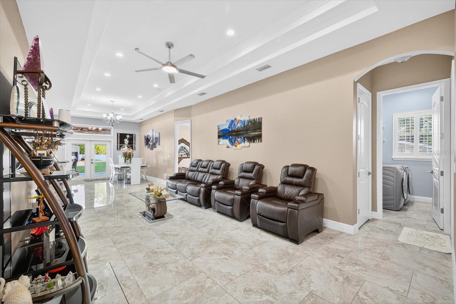 Image 12 of 84 For 3914 Sligh Avenue