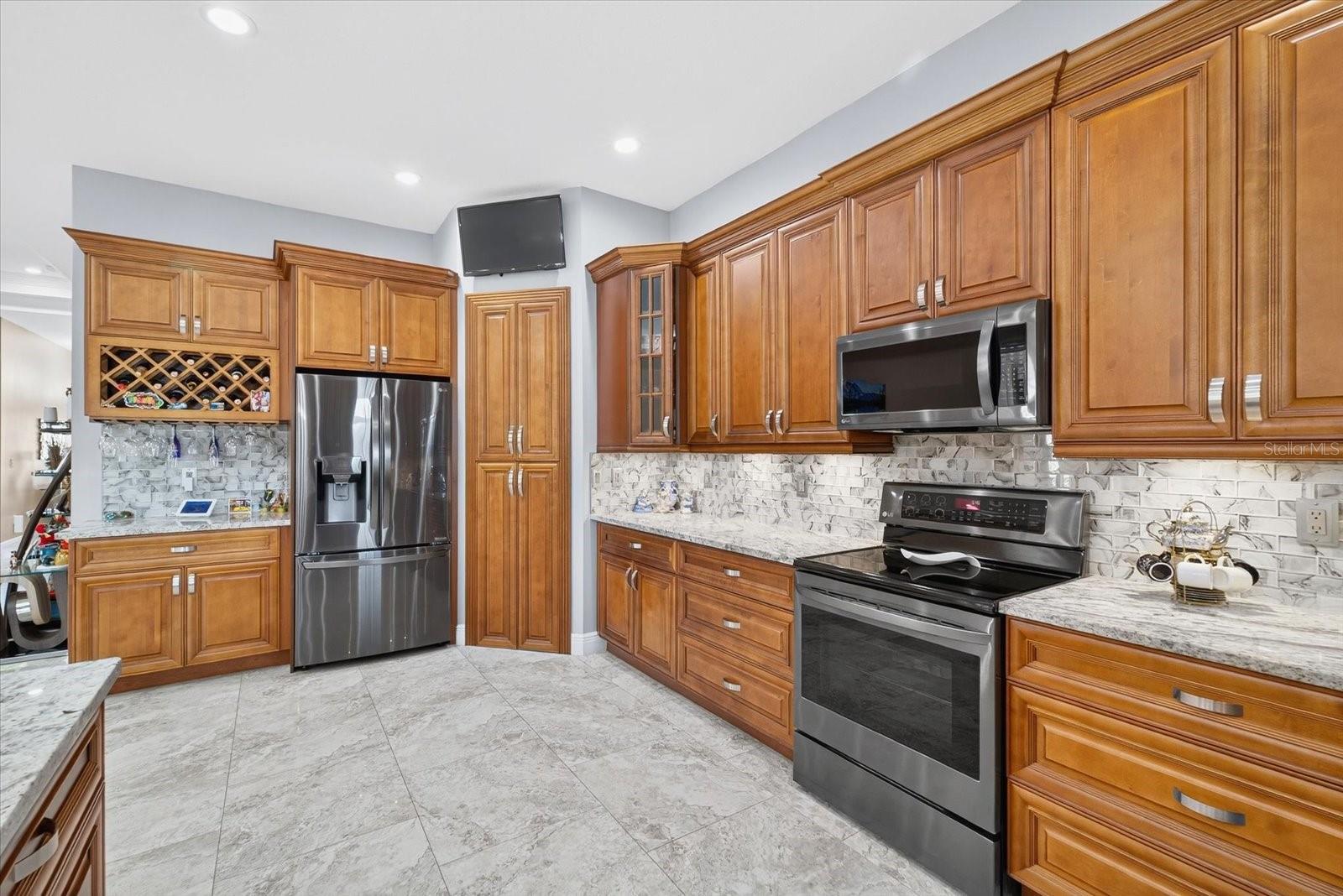 Image 20 of 84 For 3914 Sligh Avenue