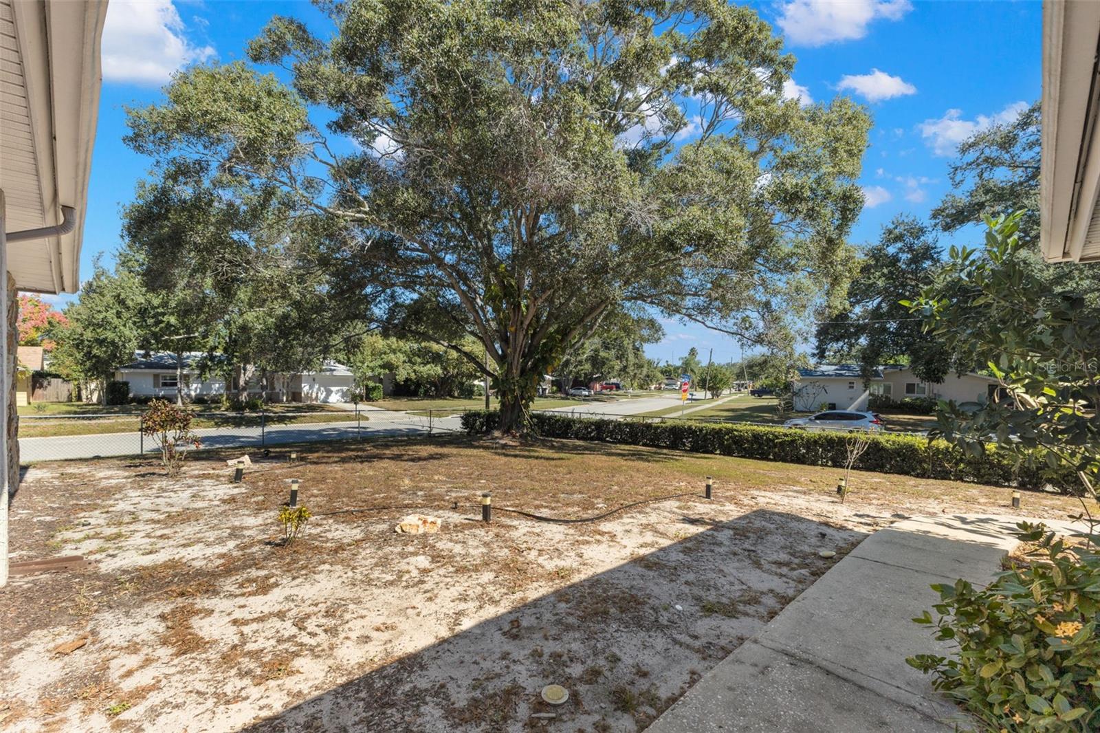 Image 17 of 26 For 1956 Barbara Avenue