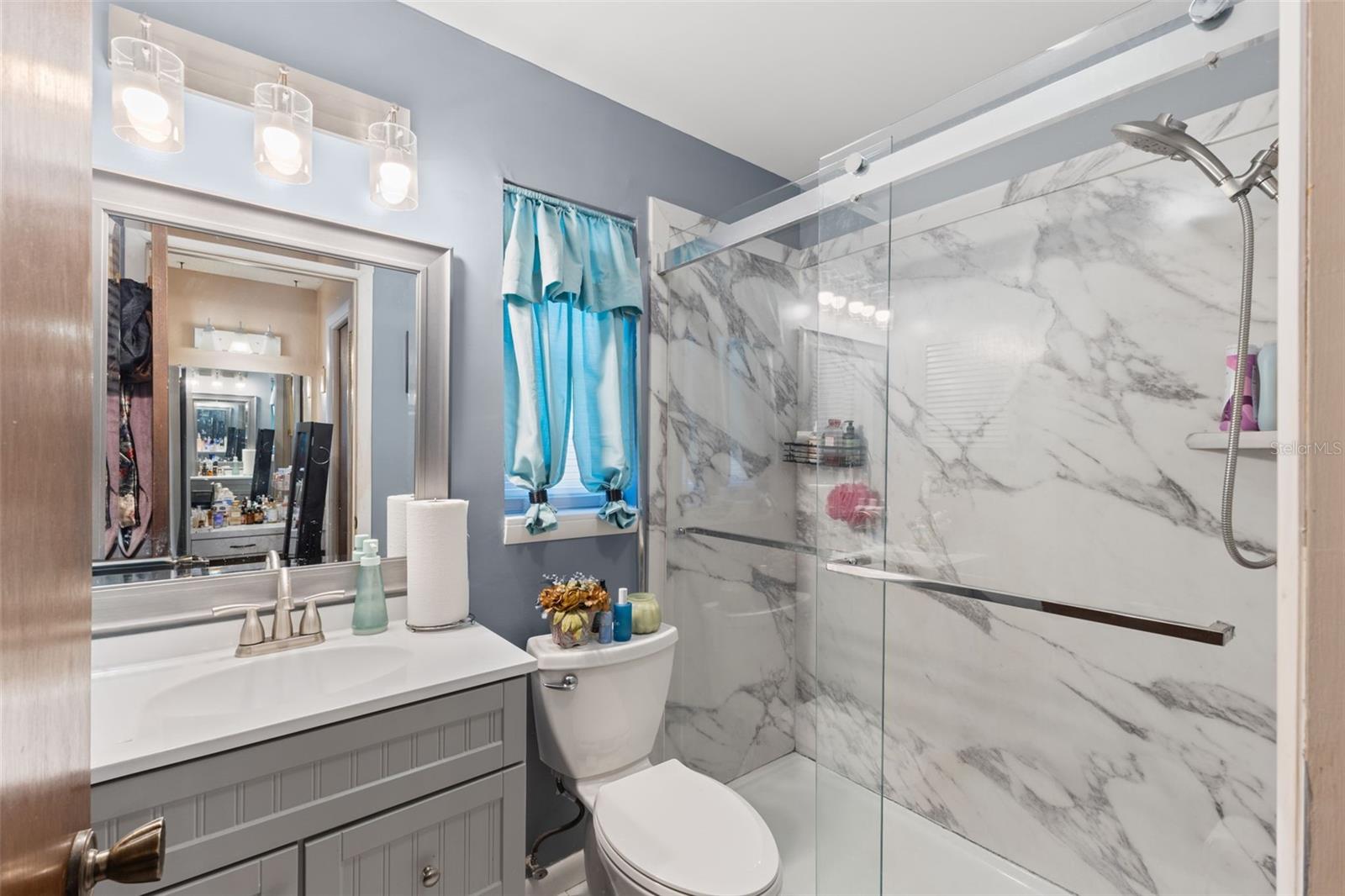 Image 20 of 26 For 1956 Barbara Avenue