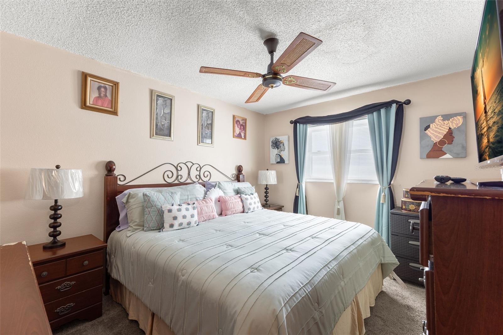 Image 22 of 26 For 1956 Barbara Avenue