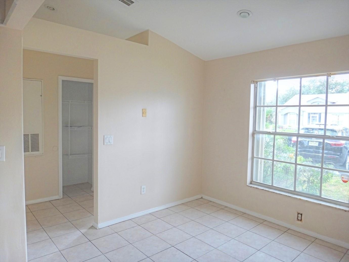 Image 10 of 35 For 14431 Island Cove Drive
