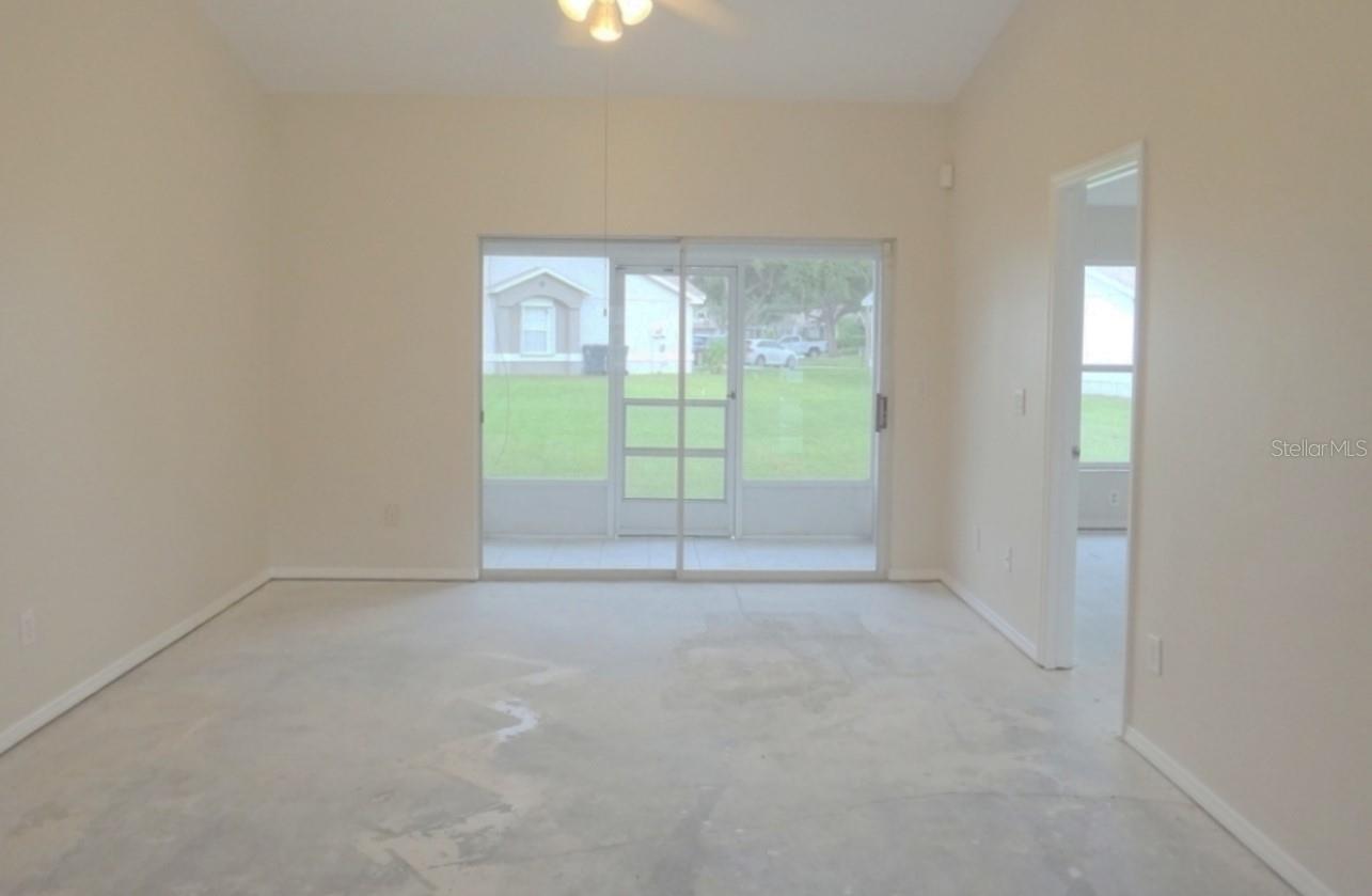 Image 12 of 35 For 14431 Island Cove Drive