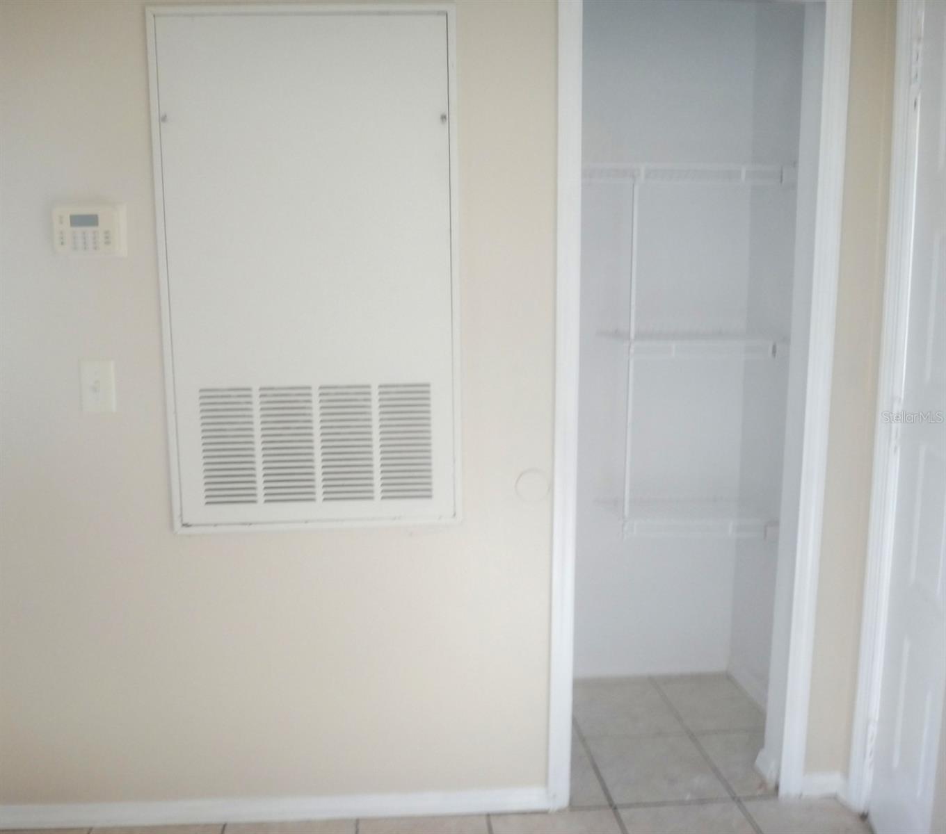 Image 6 of 35 For 14431 Island Cove Drive