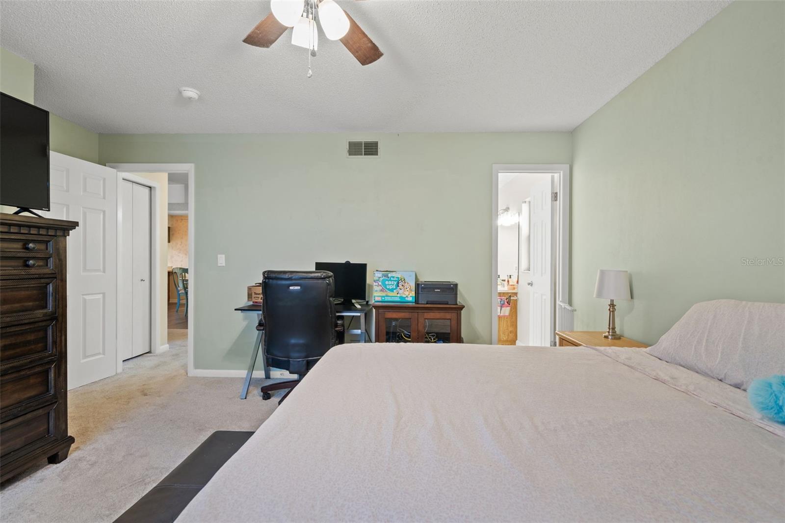 Image 19 of 43 For 6479 Barcelona Boulevard