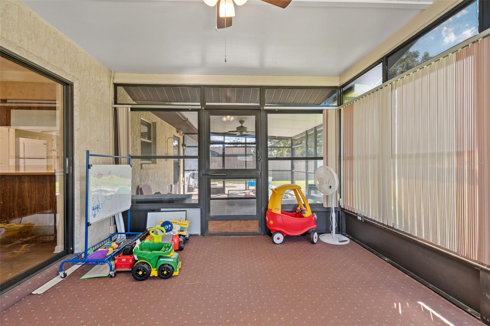 Image 30 of 43 For 6479 Barcelona Boulevard