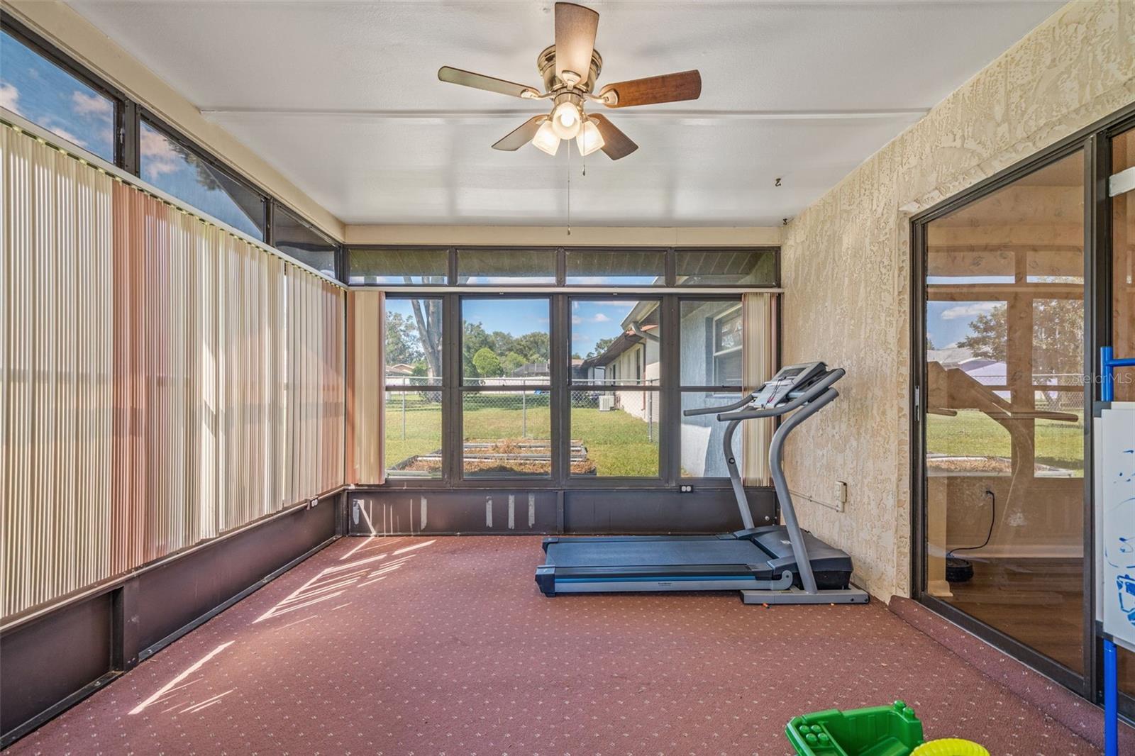 Image 31 of 43 For 6479 Barcelona Boulevard