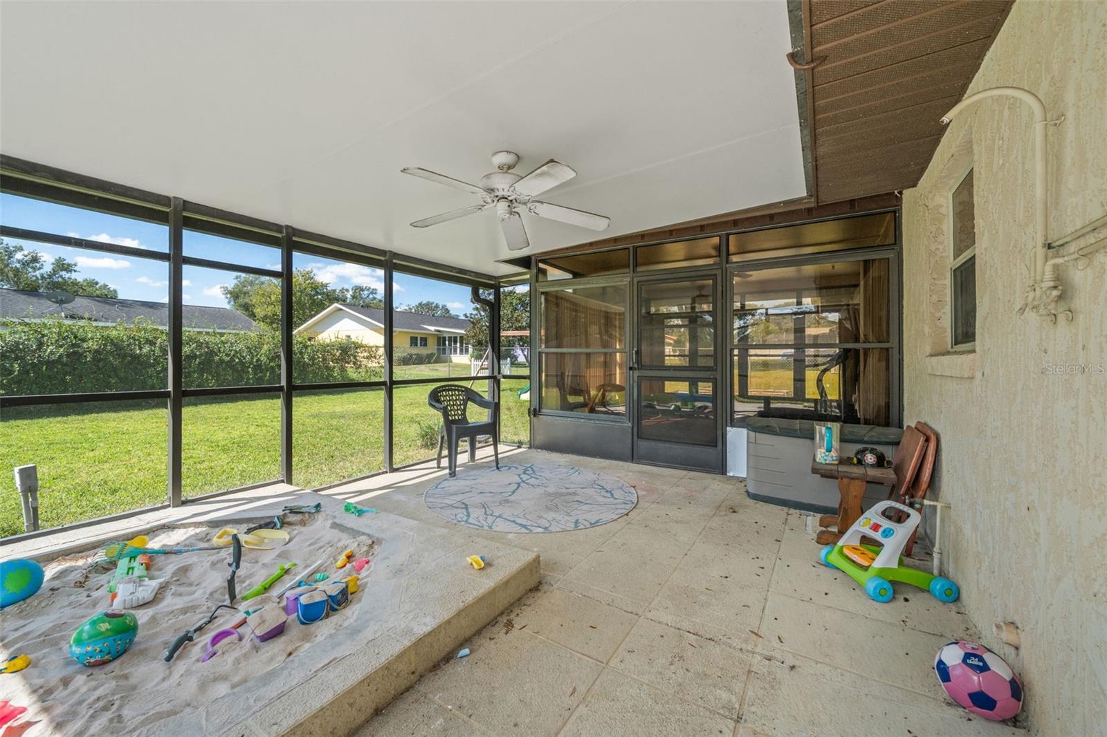 Image 33 of 43 For 6479 Barcelona Boulevard