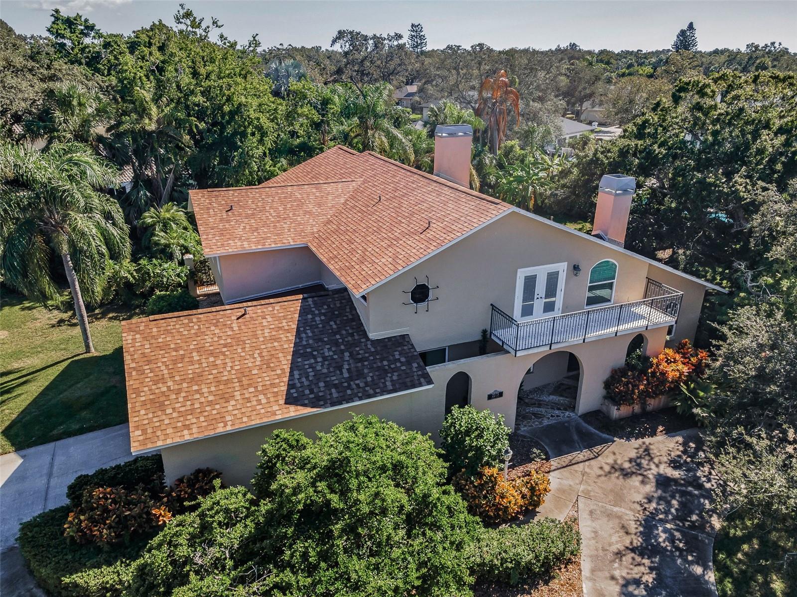 Details for 2275 Kings Point Drive, LARGO, FL 33774