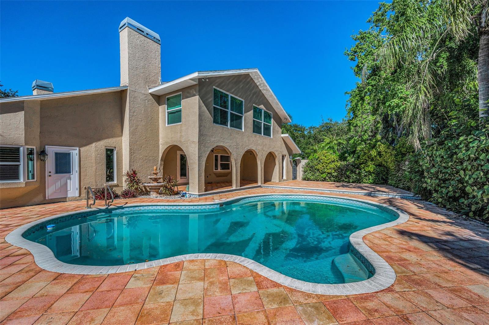 Image 3 of 75 For 2275 Kings Point Drive