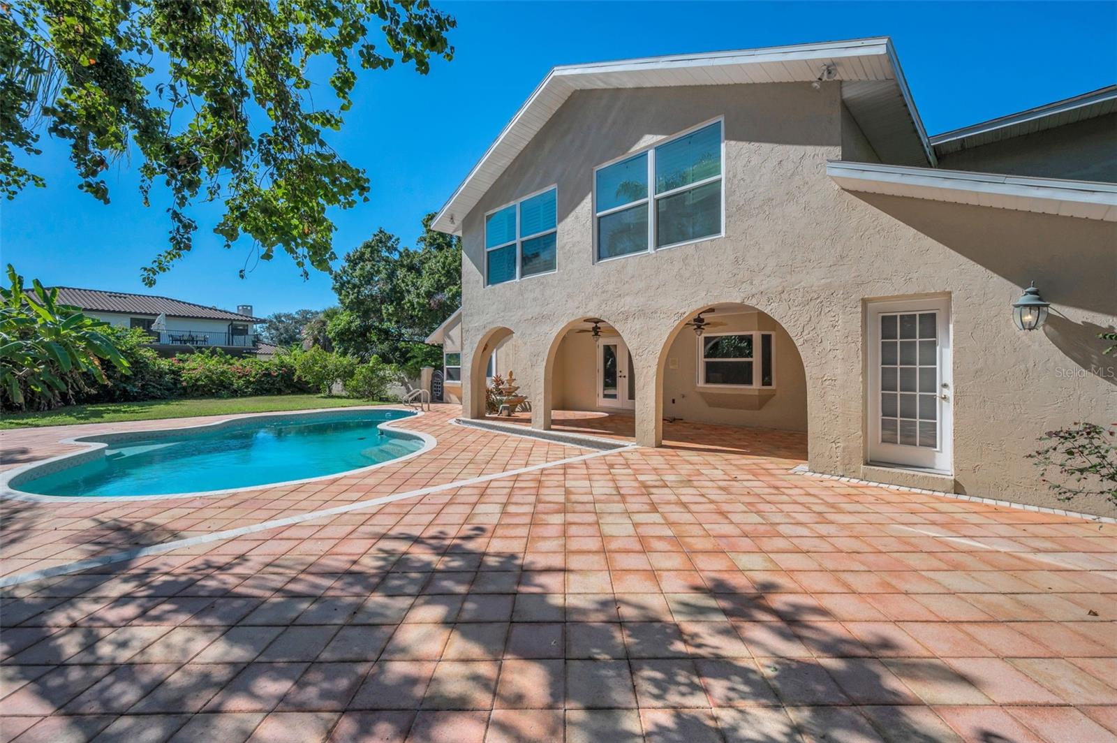Image 68 of 75 For 2275 Kings Point Drive