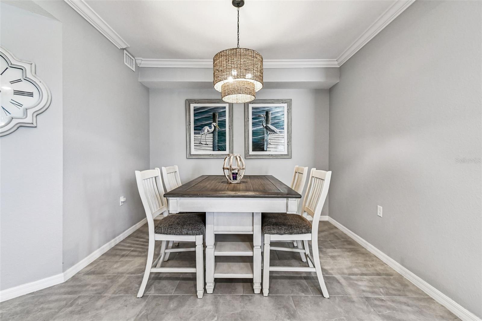 Image 12 of 77 For 17902 Gawthrop Drive 208