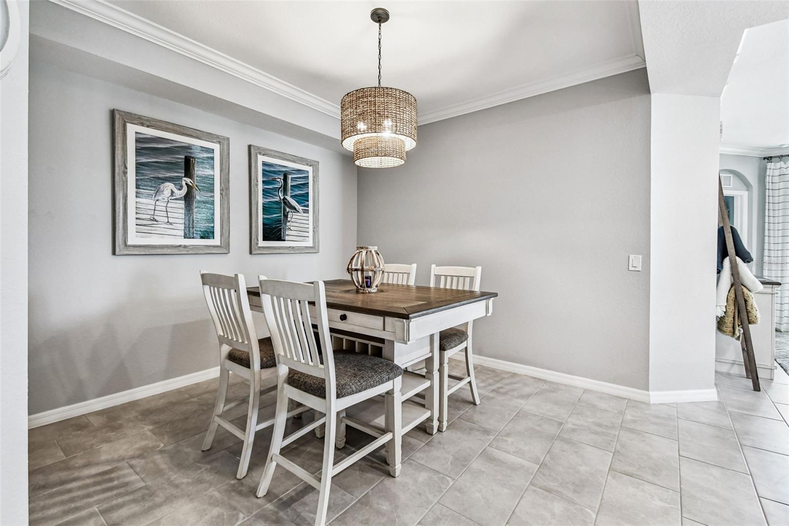 Image 14 of 77 For 17902 Gawthrop Drive 208