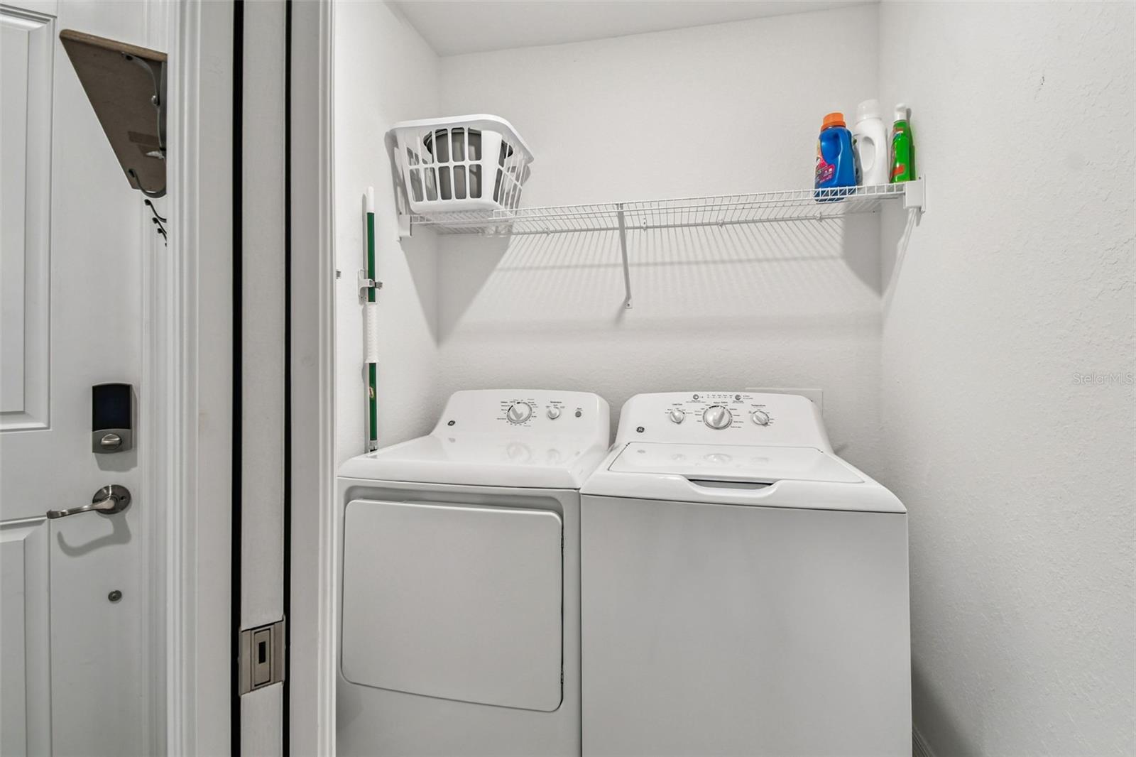 Image 48 of 77 For 17902 Gawthrop Drive 208