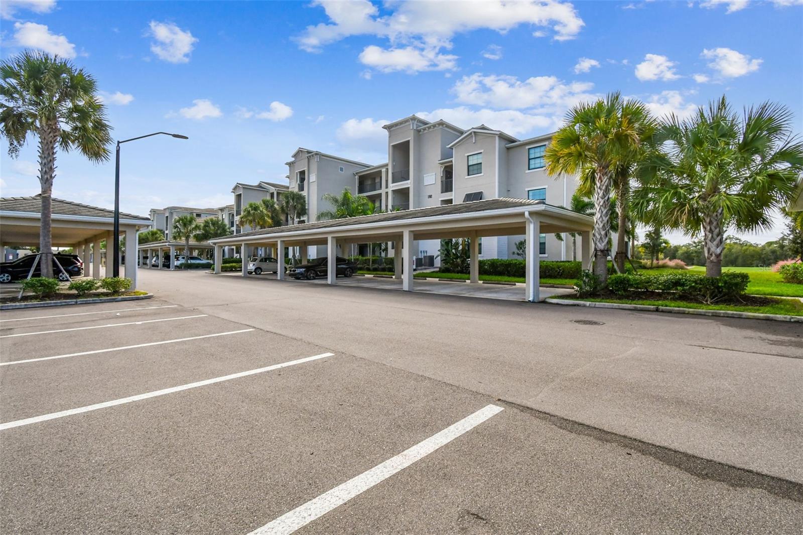 Image 51 of 77 For 17902 Gawthrop Drive 208