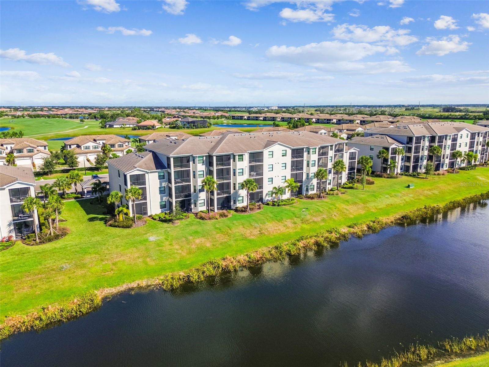 Image 56 of 77 For 17902 Gawthrop Drive 208