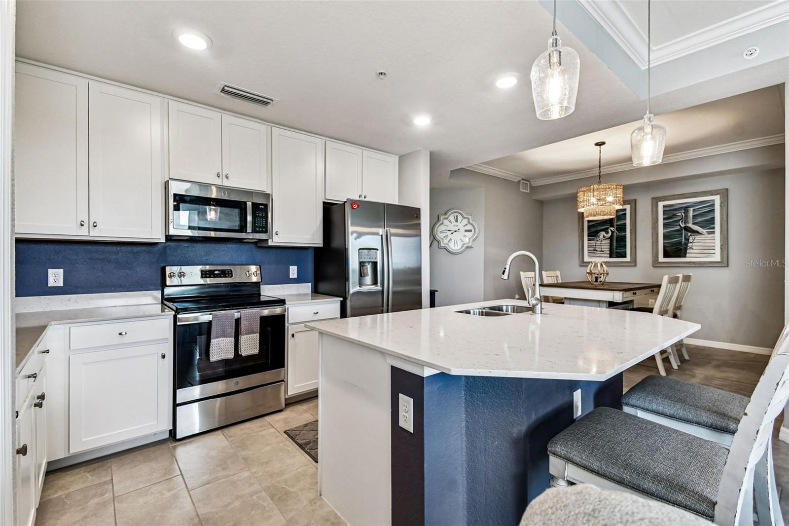 Image 9 of 77 For 17902 Gawthrop Drive 208