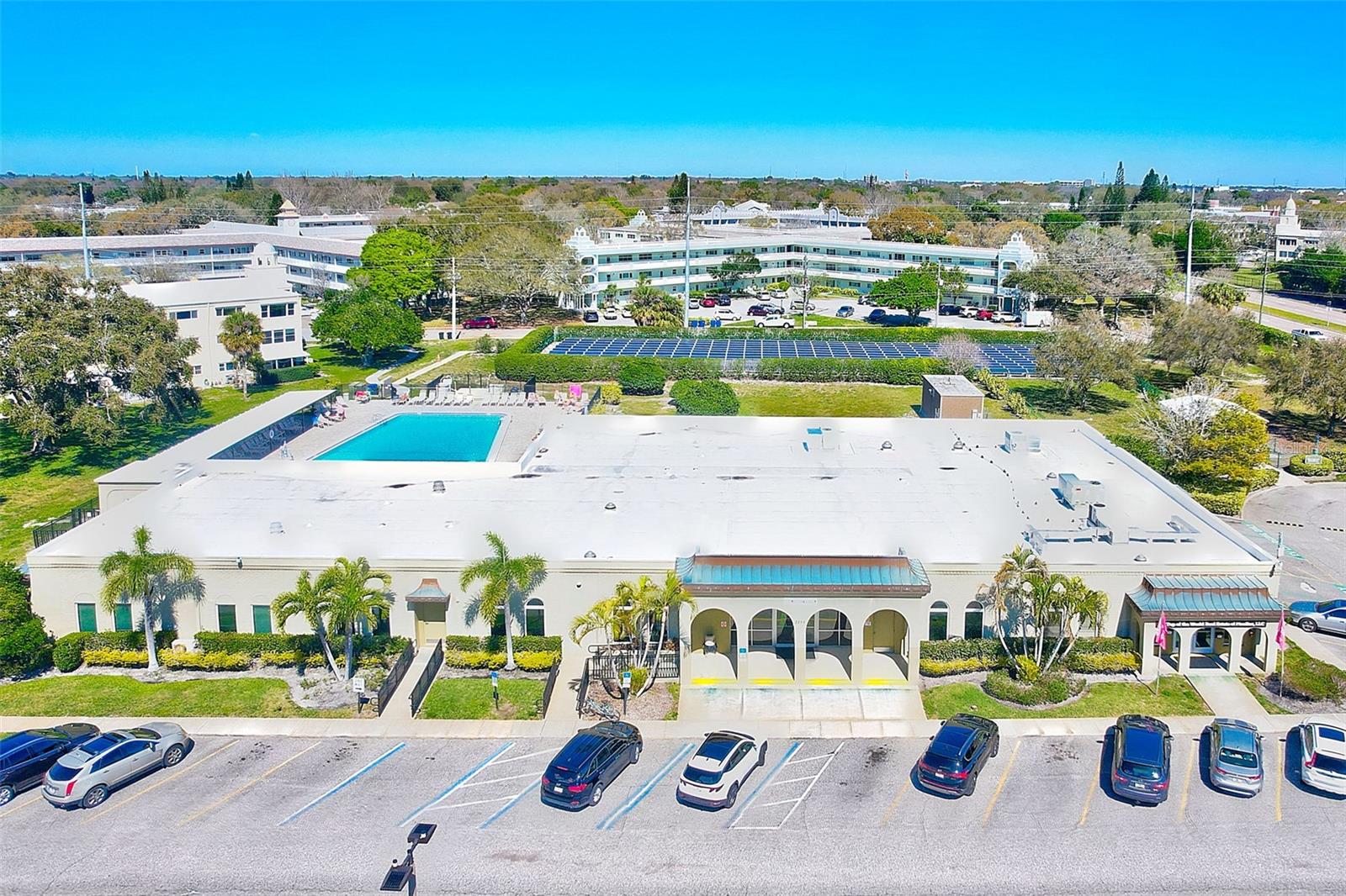 Image 34 of 43 For 2229 Americus Boulevard W 25