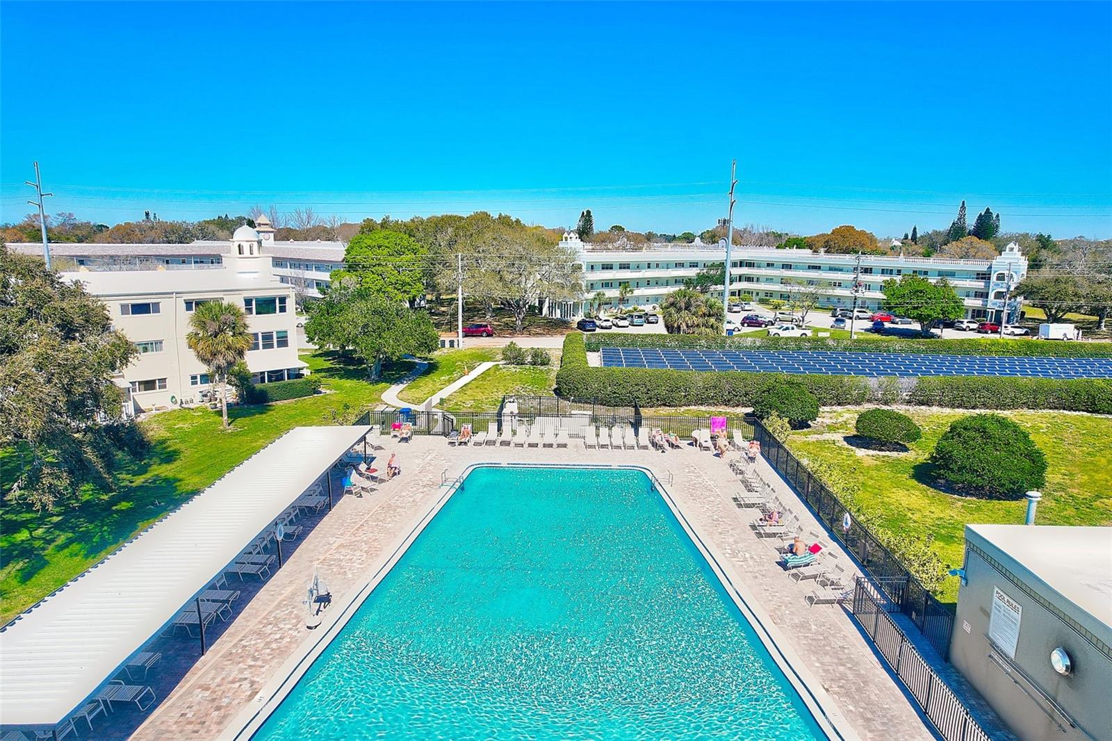 Image 35 of 43 For 2229 Americus Boulevard W 25