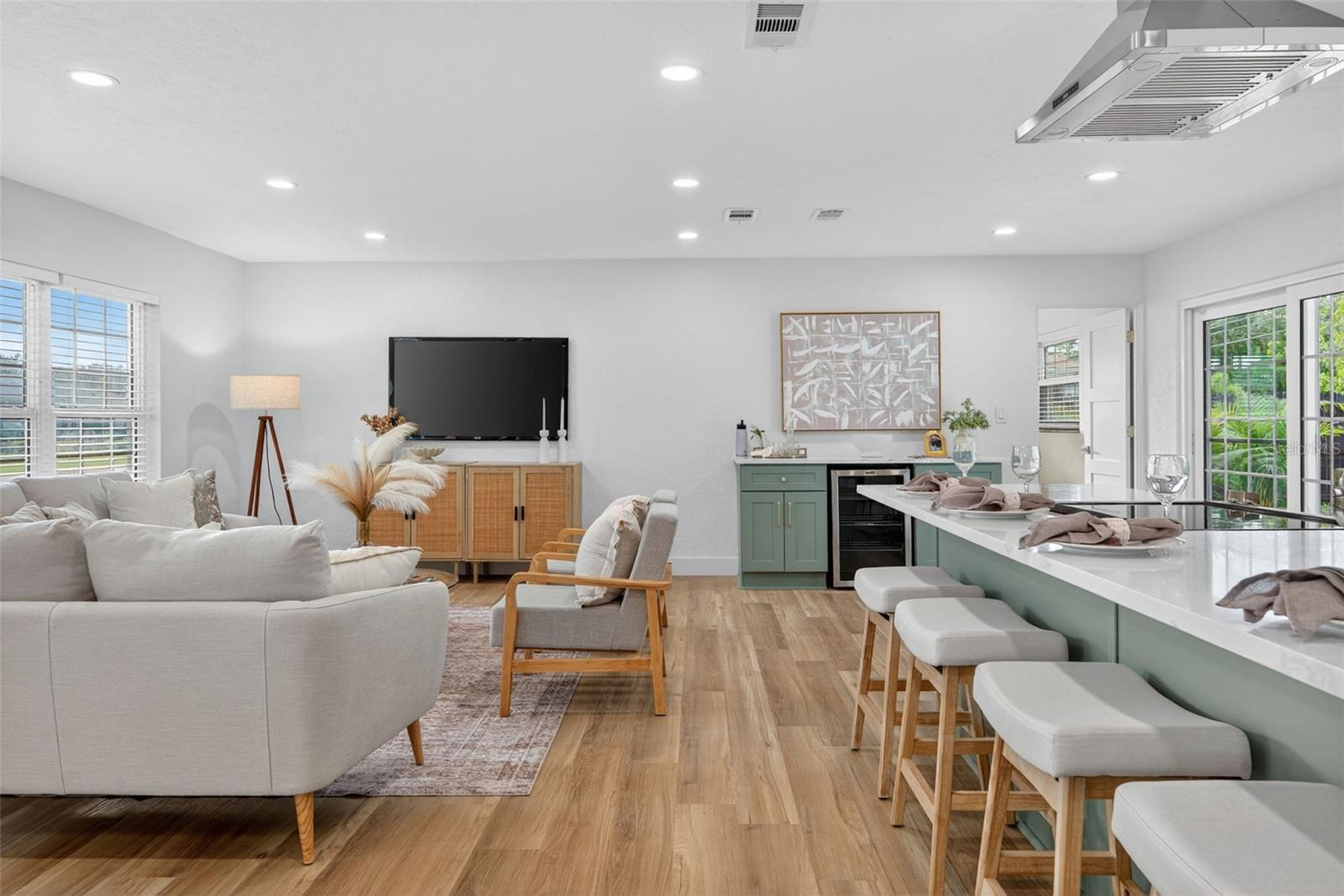 Image 15 of 78 For 6441 27th Avenue N