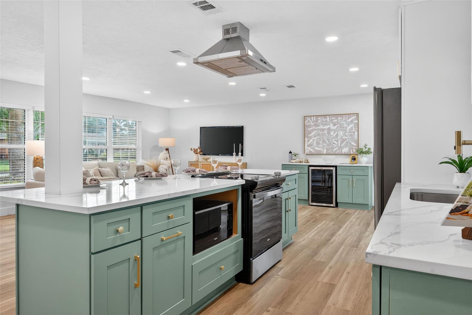 Image 35 of 78 For 6441 27th Avenue N