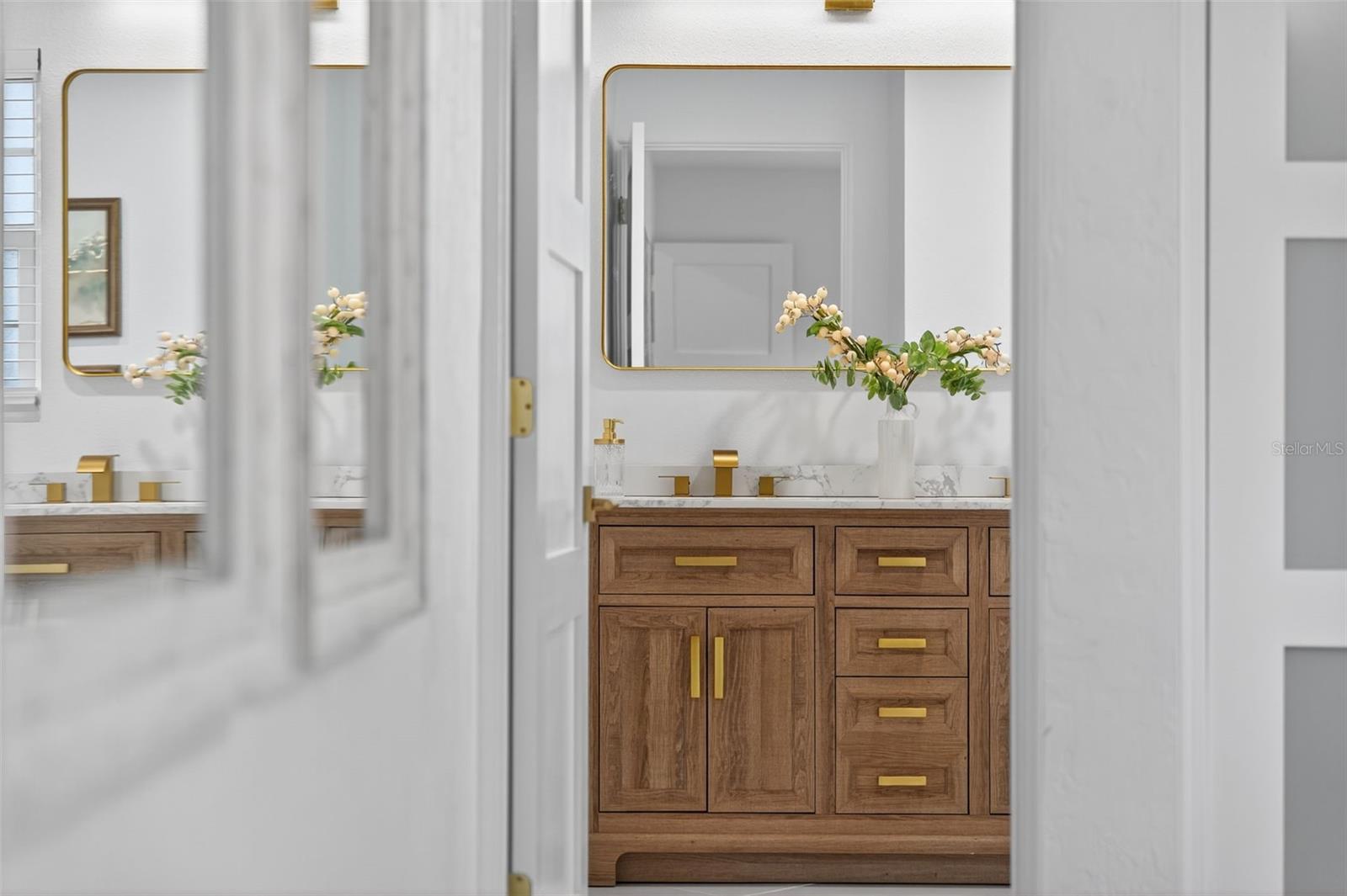 Image 40 of 78 For 6441 27th Avenue N