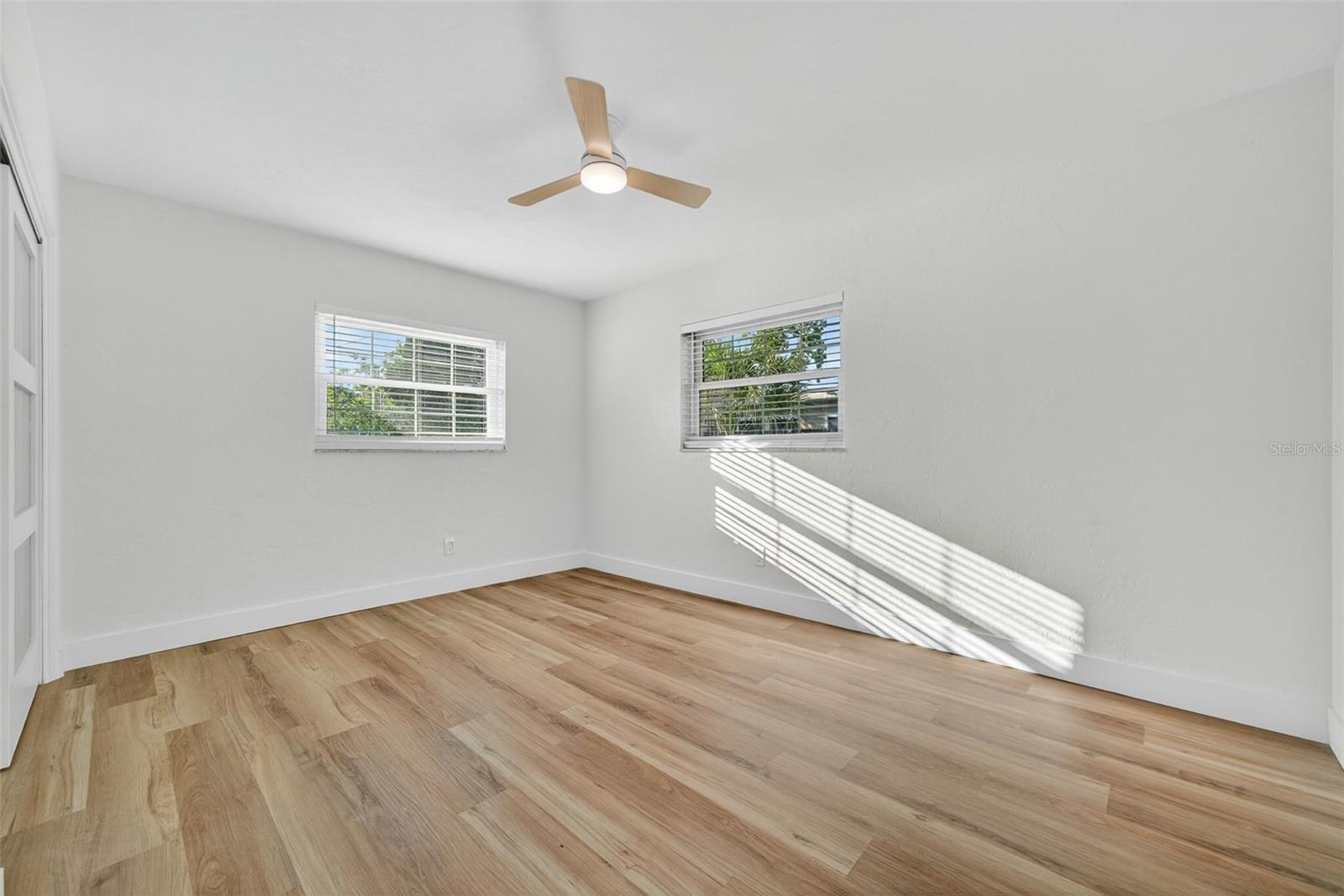 Image 56 of 78 For 6441 27th Avenue N