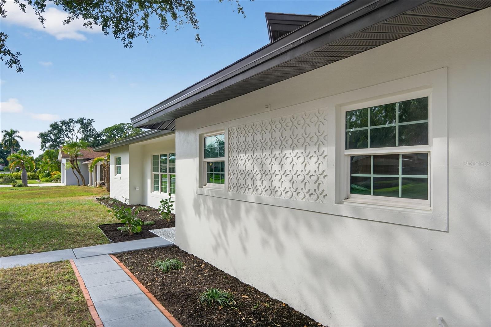 Image 6 of 78 For 6441 27th Avenue N