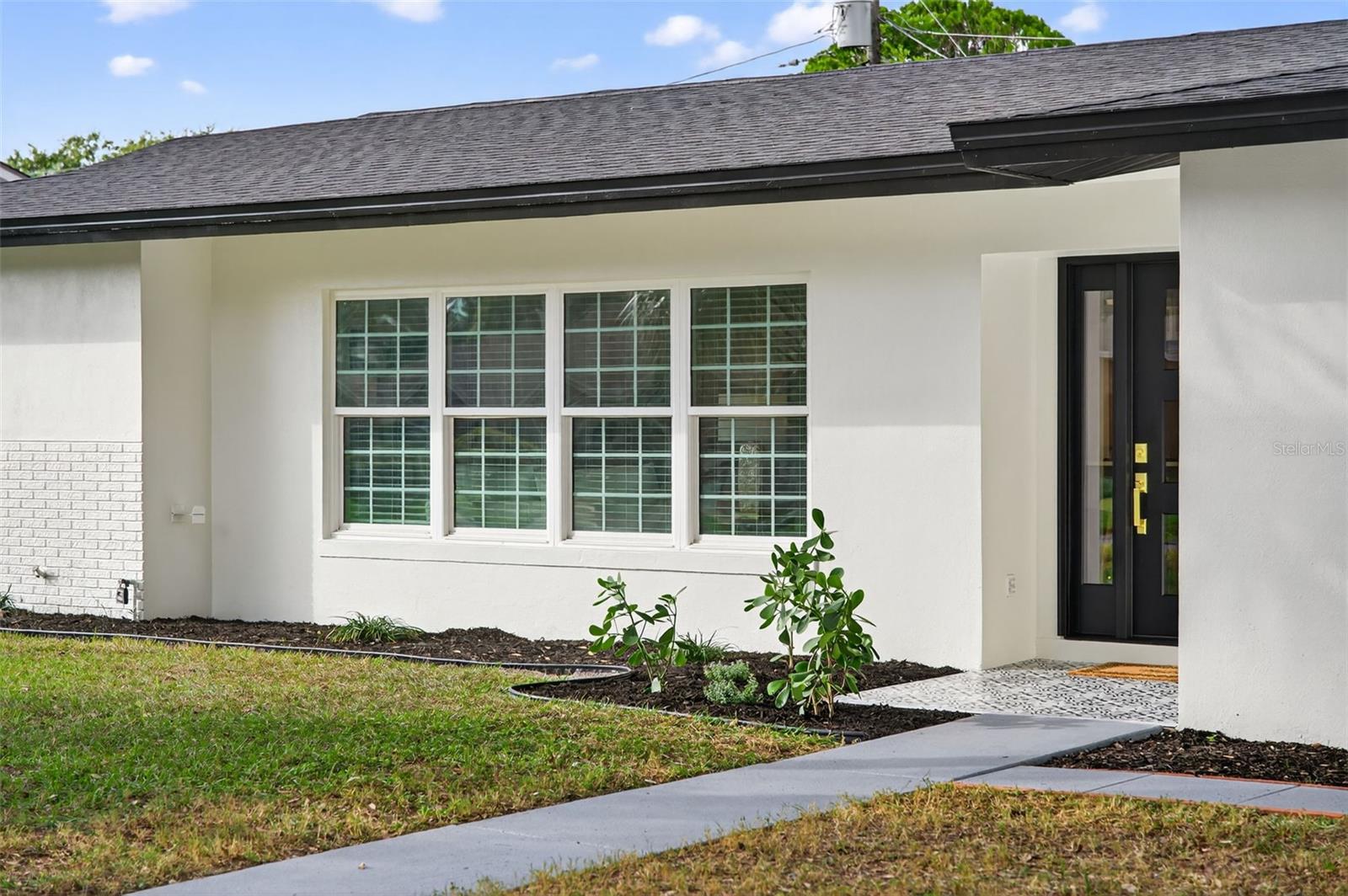 Image 7 of 78 For 6441 27th Avenue N