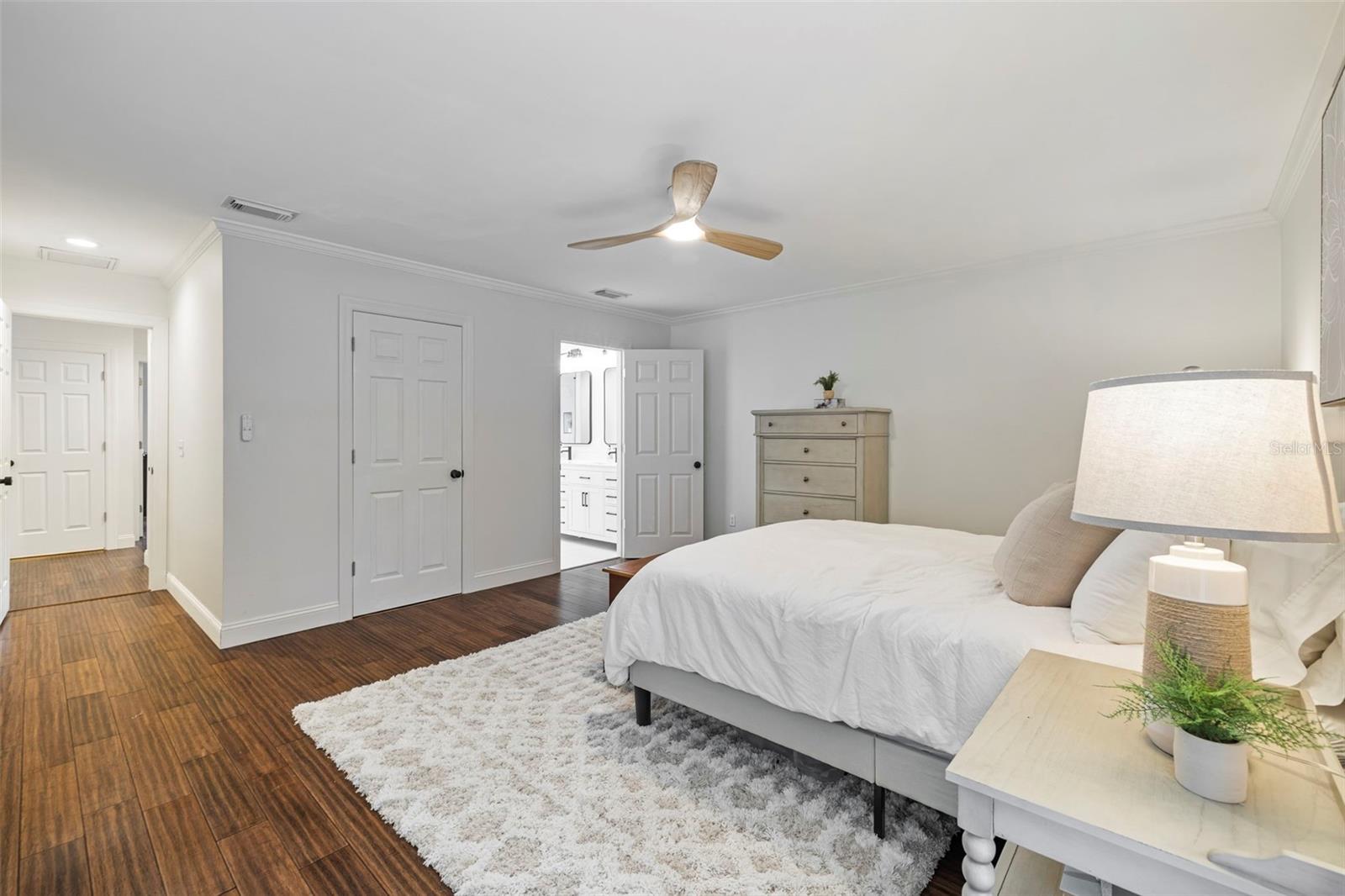 Image 16 of 59 For 18102 Fairpoint Place