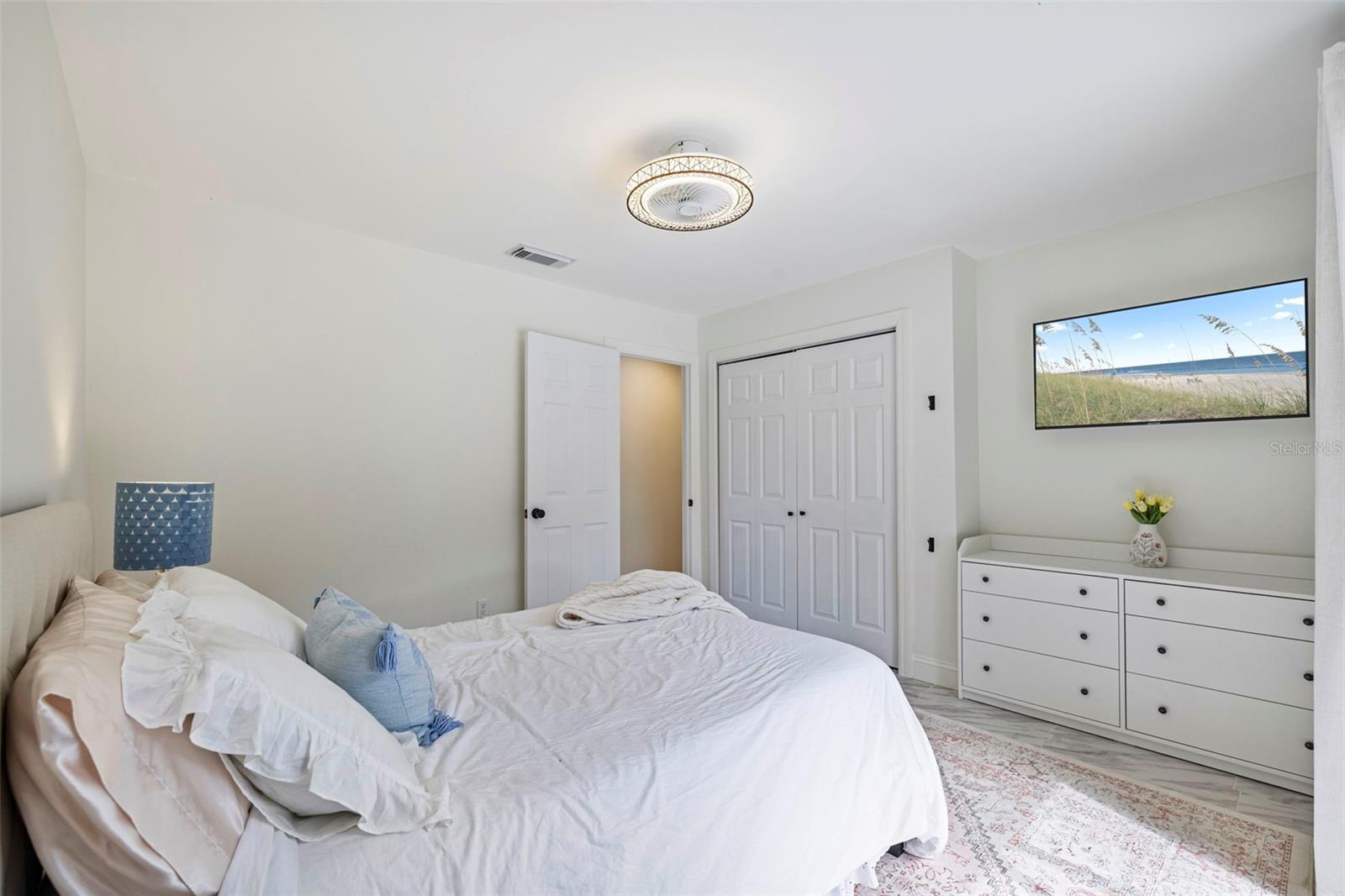 Image 30 of 59 For 18102 Fairpoint Place