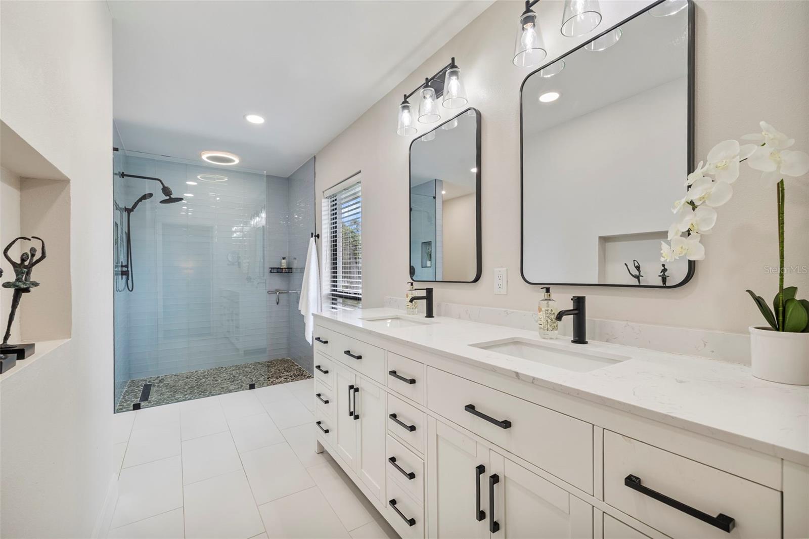 Image 4 of 59 For 18102 Fairpoint Place