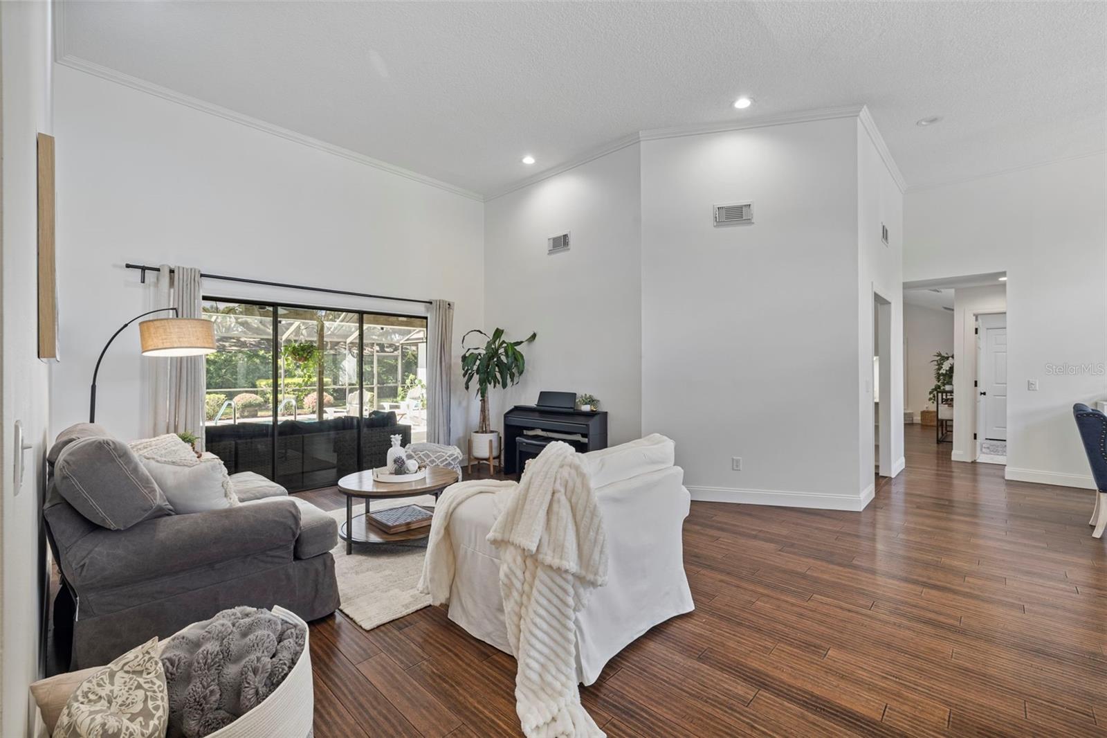 Image 6 of 59 For 18102 Fairpoint Place