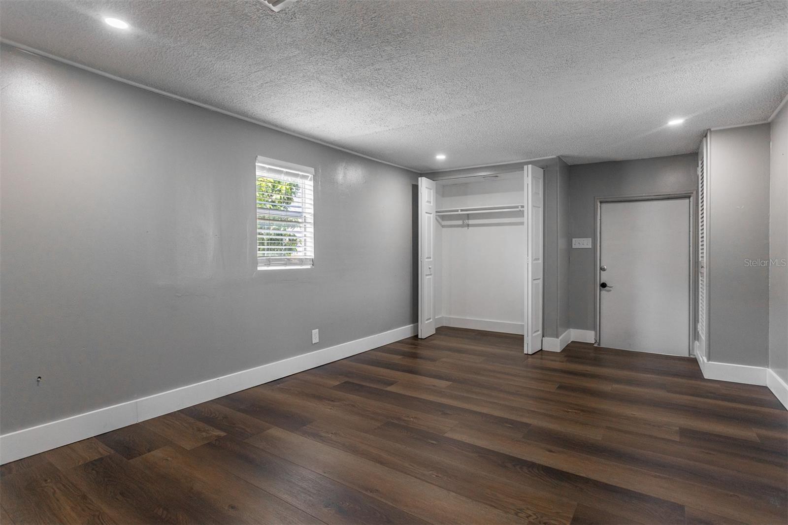 Image 9 of 9 For 448 24th Street N