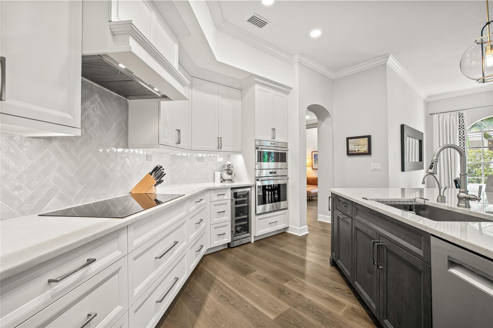 Image 16 of 52 For 700 Sand Pine Drive Ne