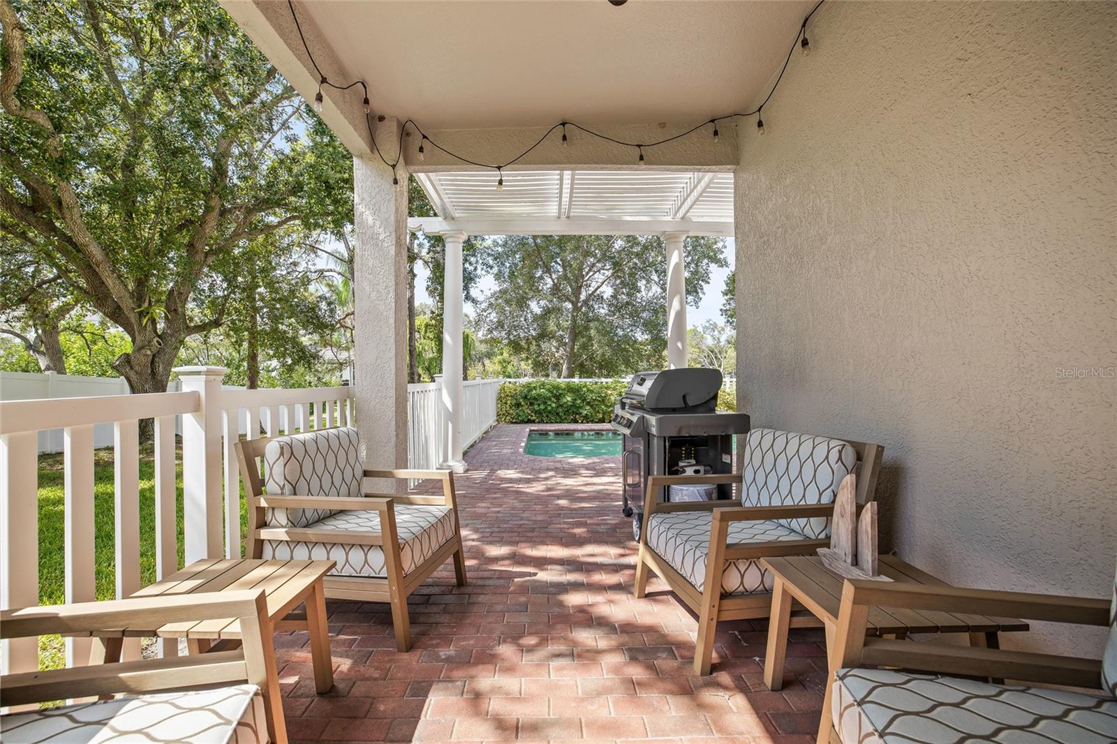 Image 41 of 52 For 700 Sand Pine Drive Ne